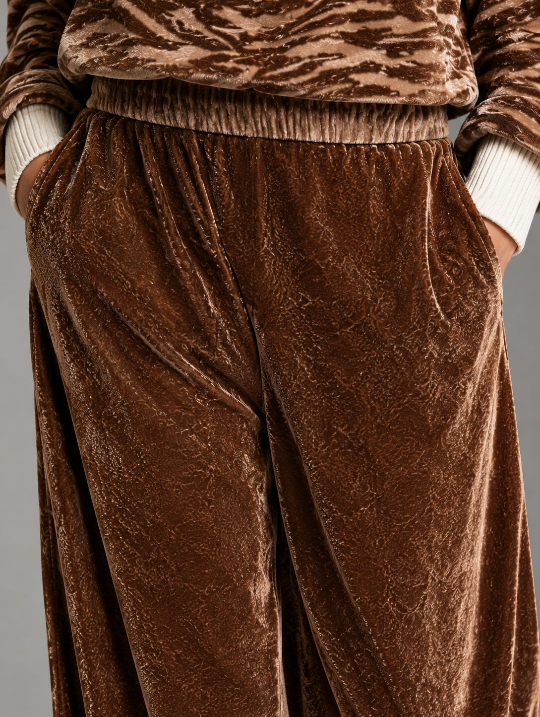 Women's Brown Tiger Print Half-Zip Sweatshirt And Velvet-Look Wide-Leg Pants Set